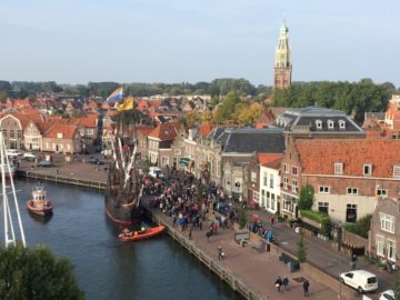 Aankomst Halve Maen in Enkhuizen