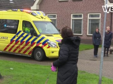 Auto door onbekende oorzaak te water geraakt Obdam