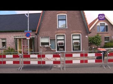 Automobilist ramt gevel woning Grootebroek, ‘je schrikt je lam’