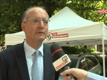 Bezoek Minster Opstelten