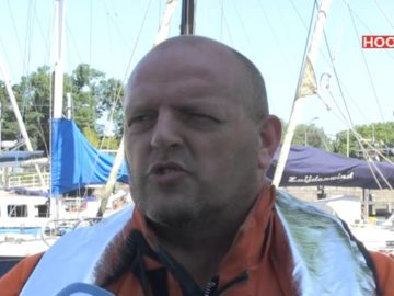 Brand op schip Haven Enkhuizen