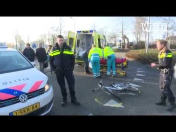 Fietser zwaargewond naar ziekenhuis na ongeluk Wognum