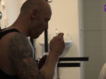 Hoornse sportschool deelt proteïne-ijsjes uit