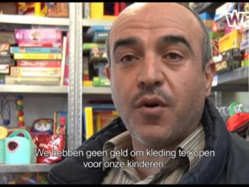 Kinderkledingbank moet weg: ‘we staan met de kindertjes op straat’