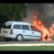 Korte maar felle autobrand verwoest personenauto