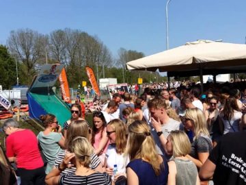 mei 2016 Kermis in Hoogkarspel  De Rubberbotenrace