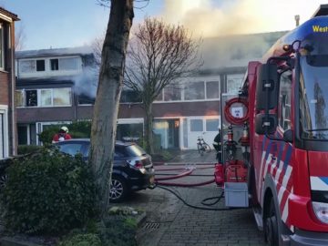 Uitslaande woning brand aan de Schepenen in Hoorn