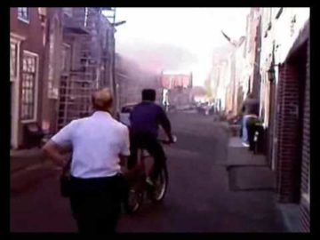 Uitslaande woningbrand binnenstad Enkhuizen